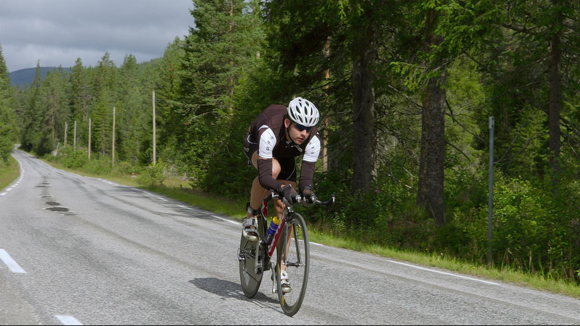 城市摄影马拉松 一天内跑遍十个打卡点并需完成主题拍摄